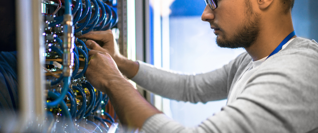 Data Room Technician